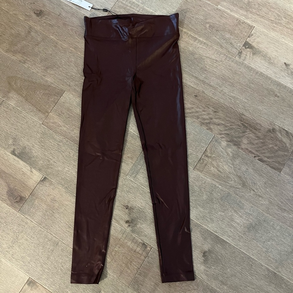 NEVER WORN Koral Lustrous leggings still new with tags